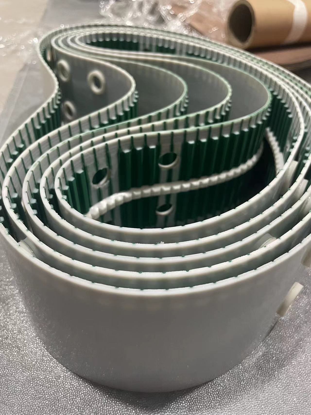 同步帶的抗靜電性能：在電子制造中的應用